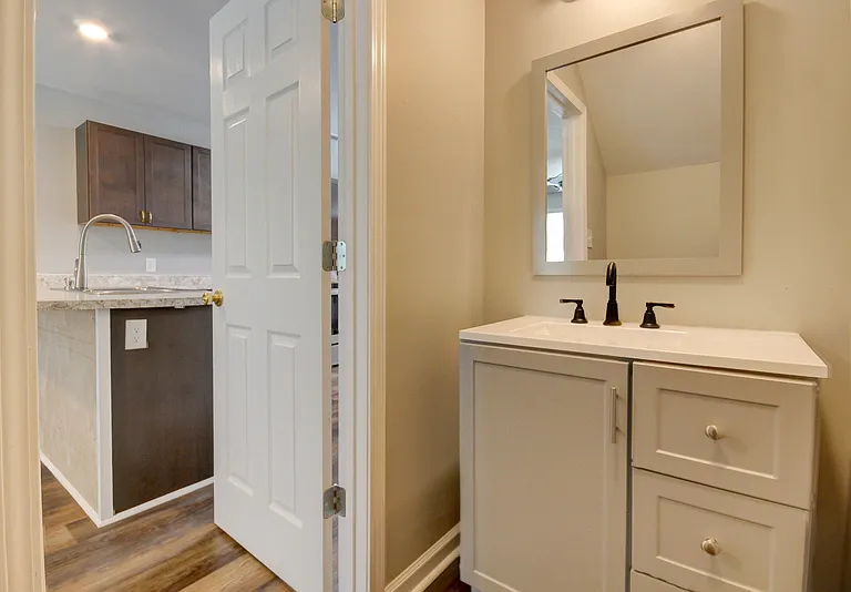 199 Seays Rd #25F — Photo 13