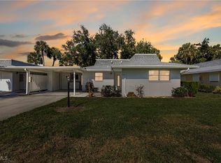 536 Pangola Dr, North Fort Myers, FL 33903