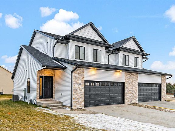 2nd image of 1407 Winterberry Ln