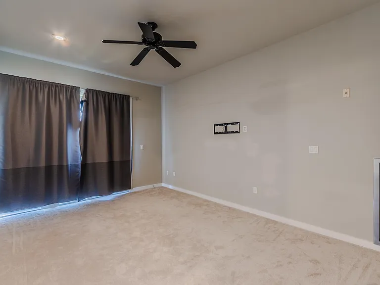6927 Sumner St — Photo 31