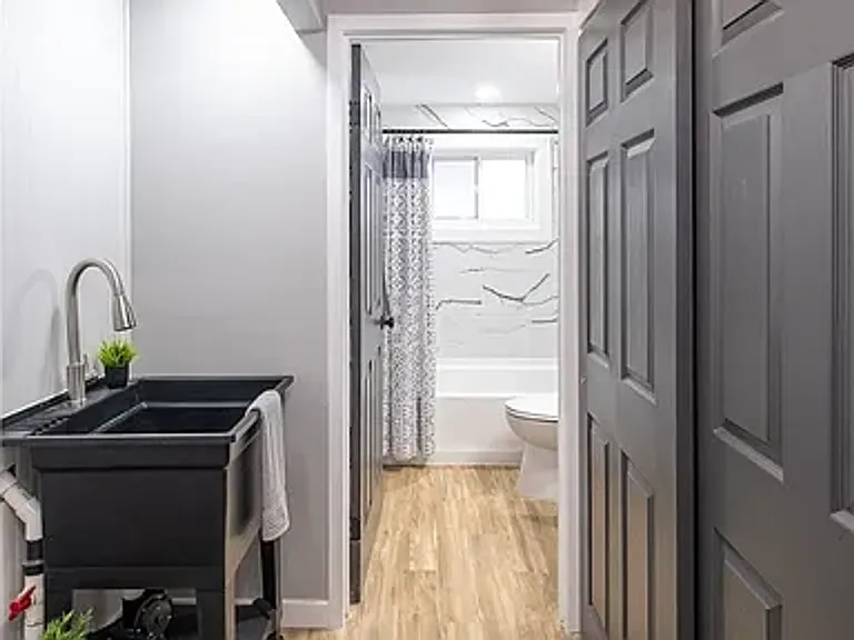3781 Keswick Ln — Photo 5