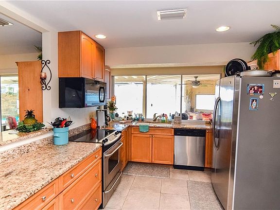 3rd image of 5403 Oakhurst Dr