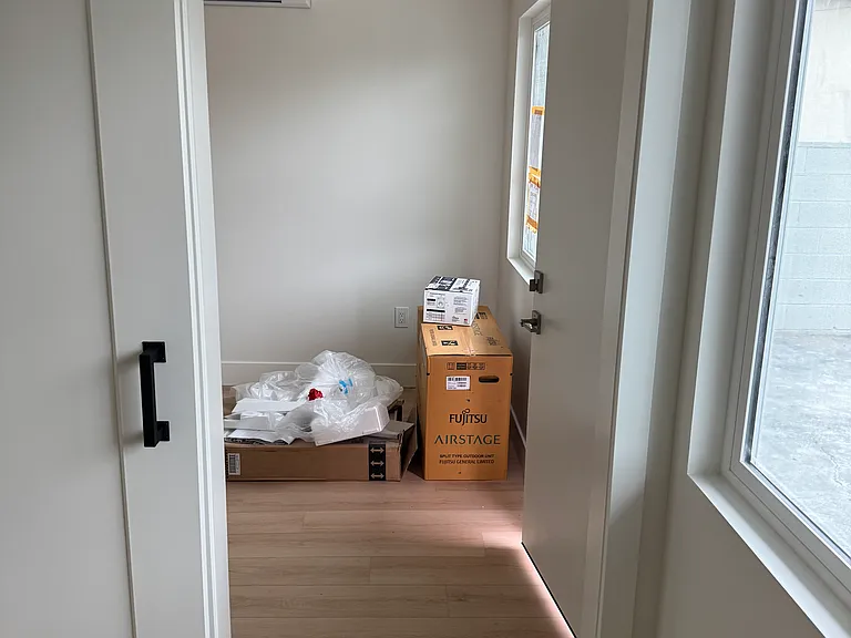 287 16th Pl #10 — Photo 12