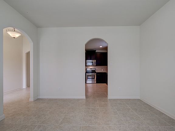 3rd image of 438 Lipizzan Ln