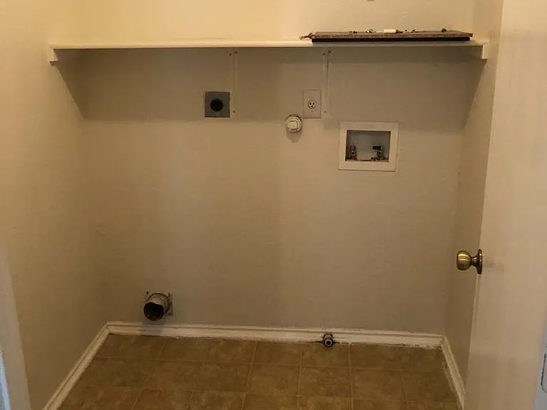 Utility Room Upstairs