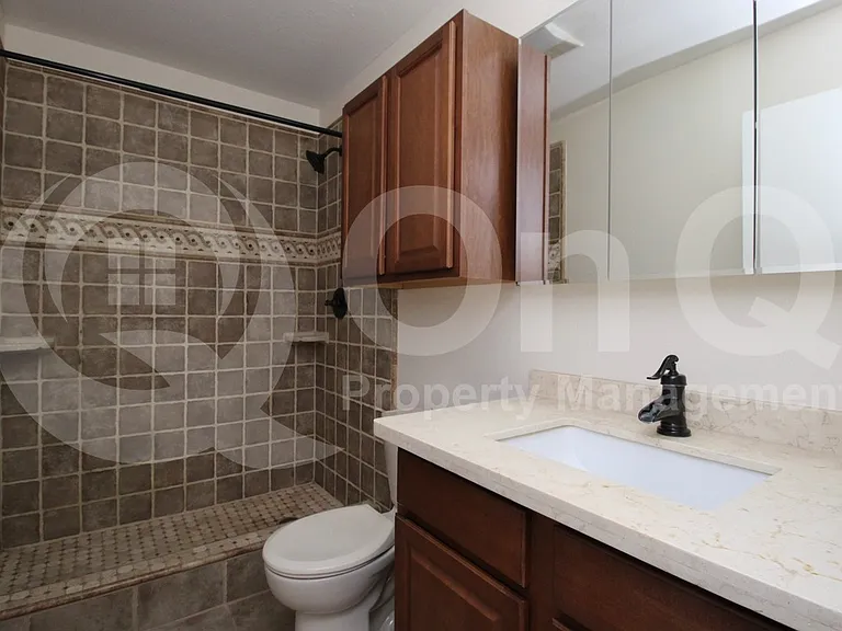 967 W La Jolla Dr — Photo 20