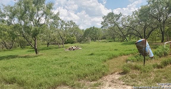 3rd image of 4539 County Road 221