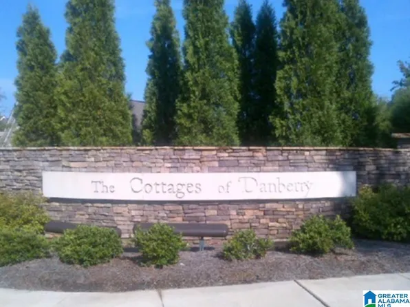 1032 Danberry Ln, Birmingham, AL 35242