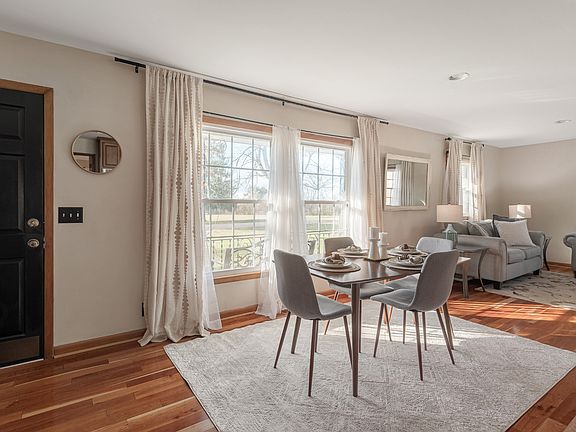 5th image of 9576 Mullens Rd