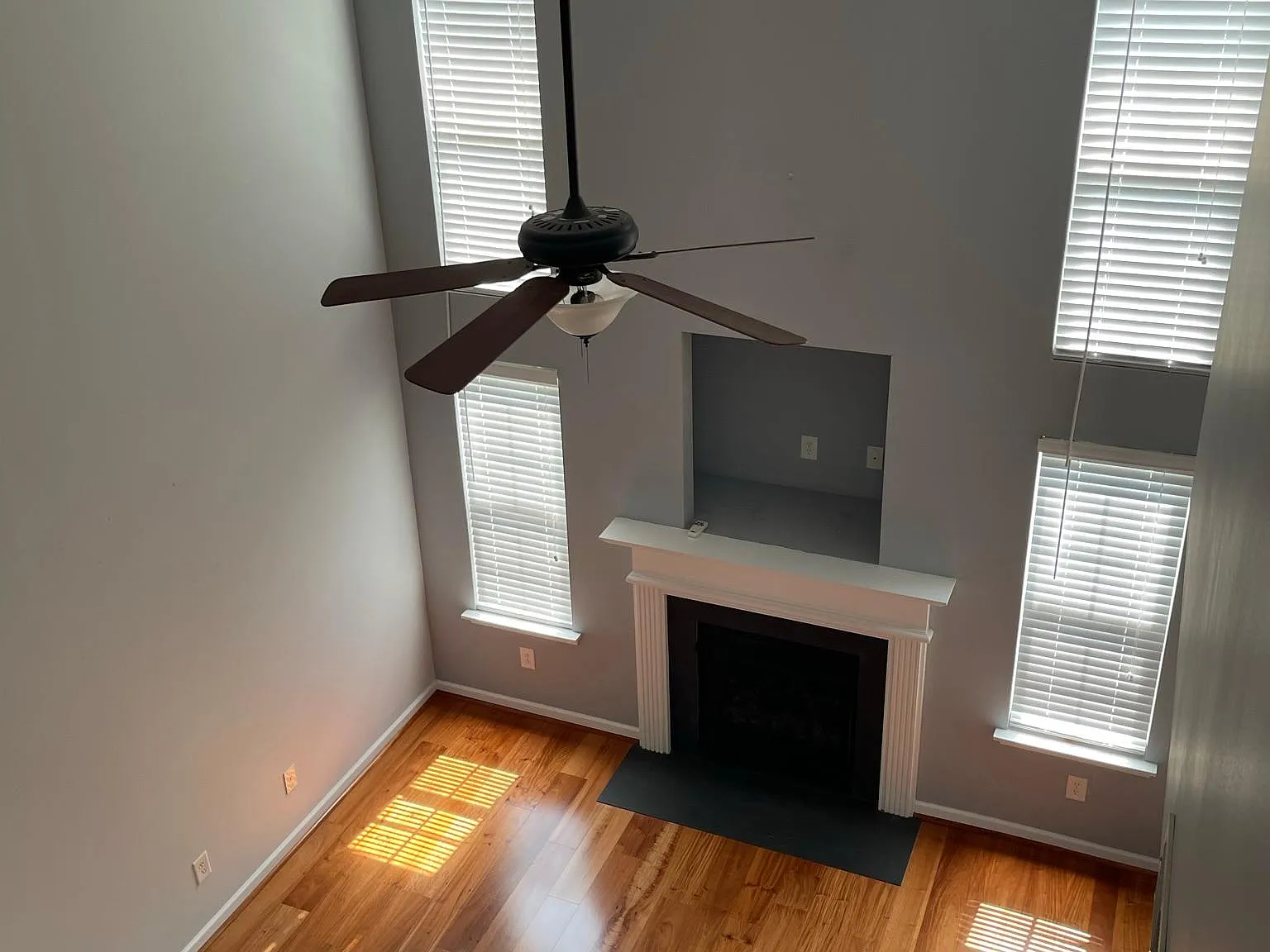 4530 Buckskin Ct — Photo 3