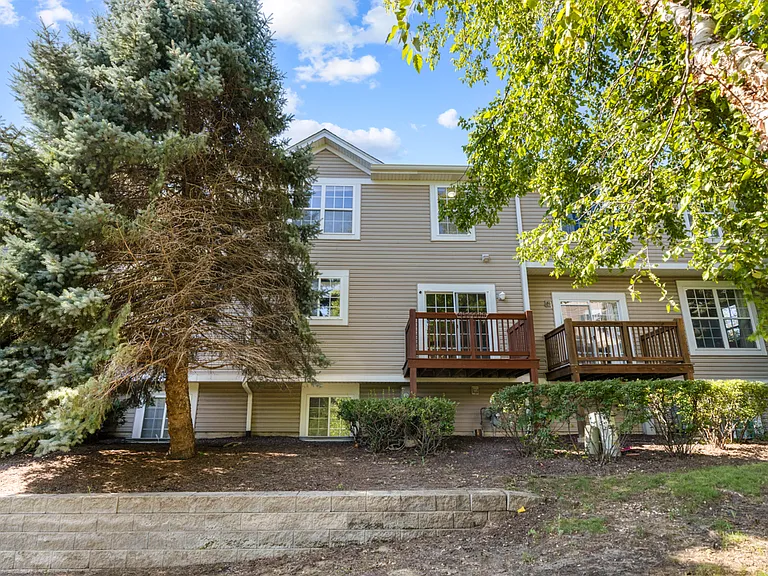 2255 Hudson Cir #2255 — Photo 24
