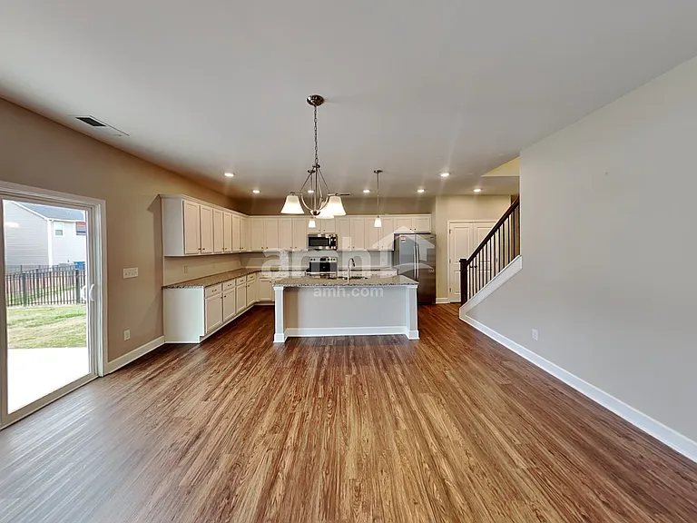 4407 Erabele Dr — Photo 5