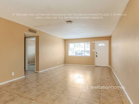 4th image of 3910 W Loma Ln