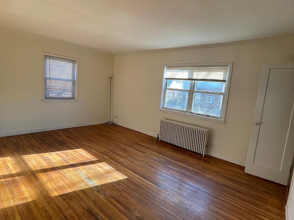 1st image of 14705 Coolidge Ave Floor 2