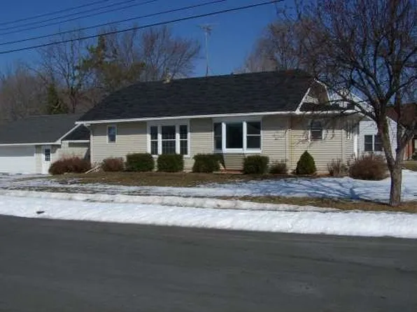 617 Westminster Ave SW, Watertown, MN 55388