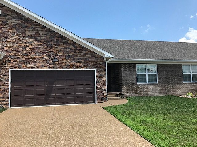 1st image of 9796 Arbor Lake Dr