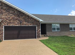9796 Arbor Lake Dr, Newburgh, IN 47630