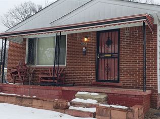 21358 Glen Lodge Rd, Ferndale, MI 48220