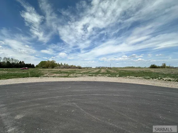 4 W 3800 S, Rexburg, ID 83440