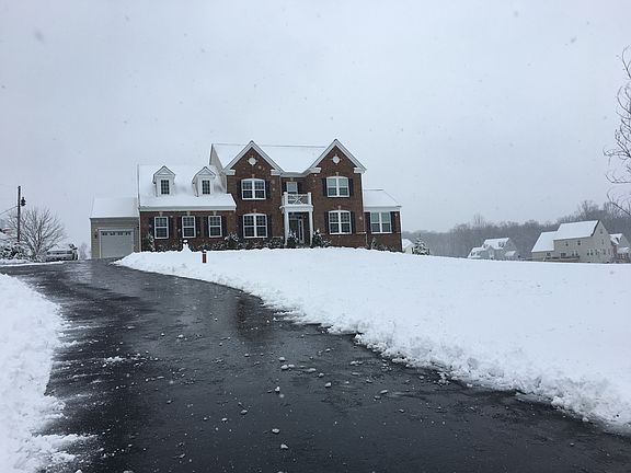 7415 Signal Hill Road - Snow