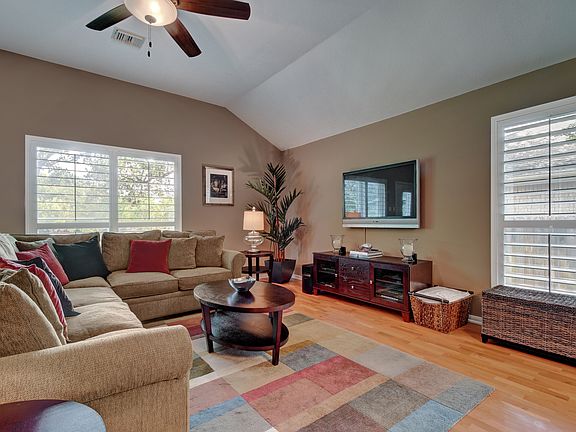4th image of 5932 Lomita Verde Cir