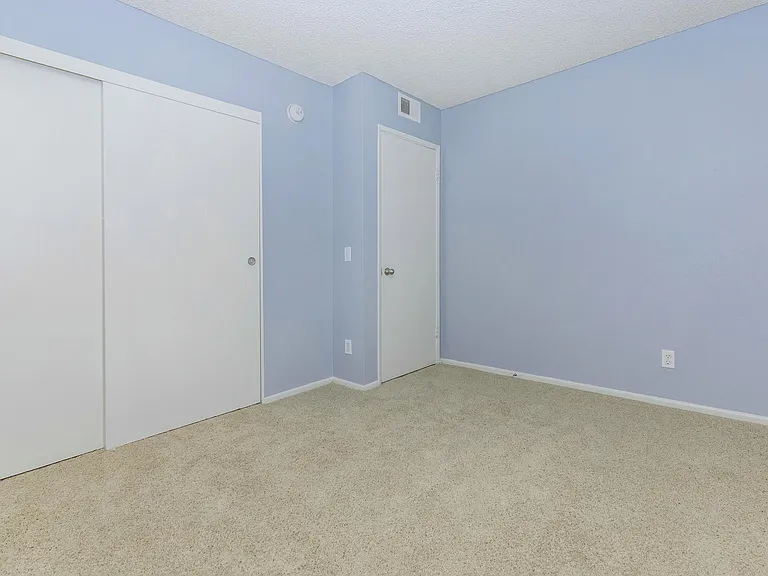 Tamarack Woods Apartment Homes — Photo 28