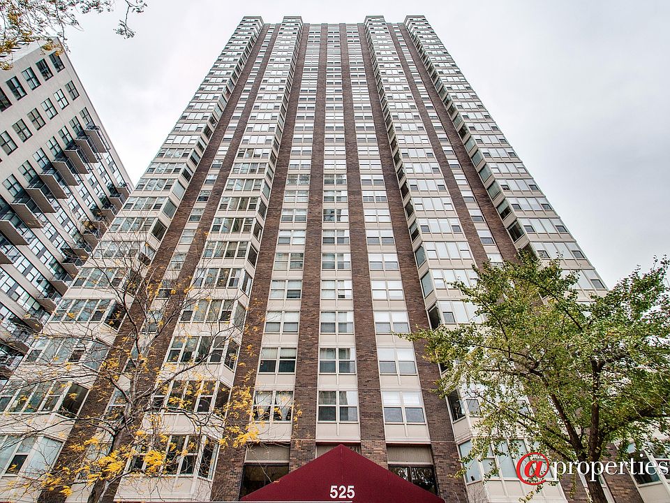 1st image of 525 W Hawthorne Pl APT 308