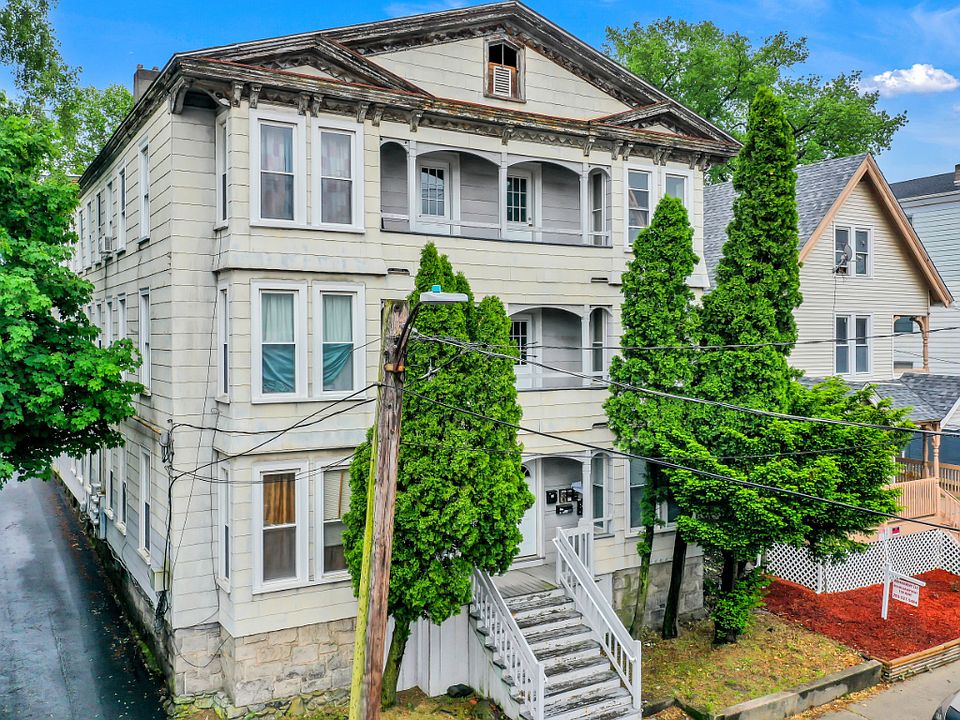 2nd image of 915 S Main St Rear 2S
