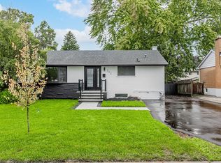 222 Hammersmith Ct, Burlington, ON L7L4N7