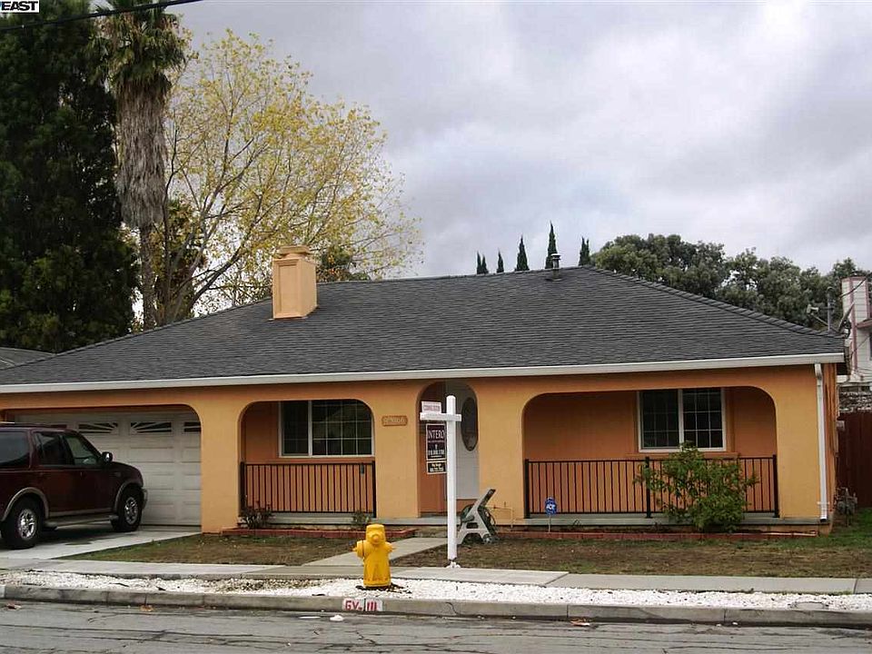 1st image of 26233 Mocine Ave
