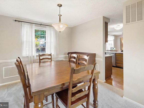 5th image of 19001 Warrior Brook Dr