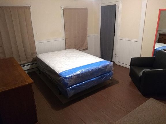 5th image of 1245 Western Ave APT 2D
