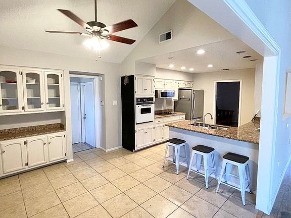 4th image of 7055 Forest Meadow St