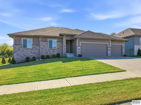 19905 Polk St, Omaha, NE 68135