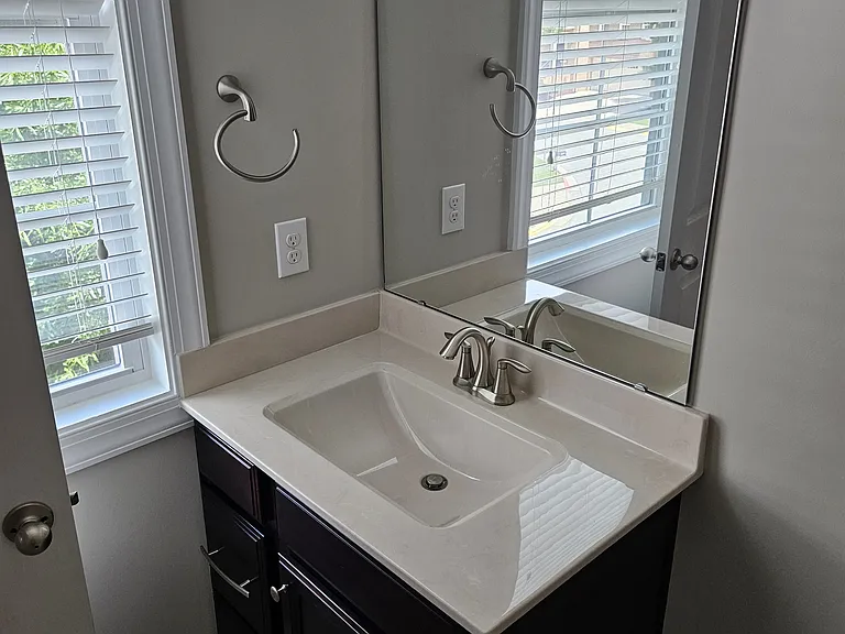 219 Penley Cir — Photo 11