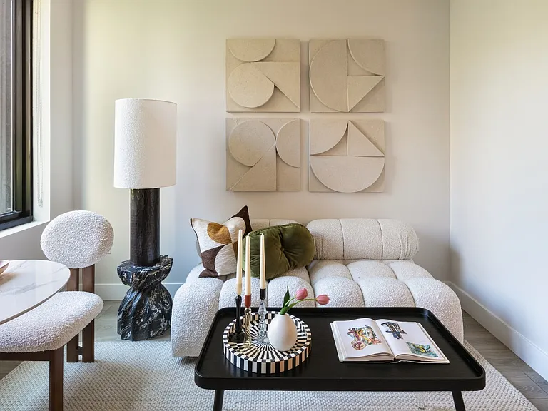 54 Crown St #1010 — Photo 4