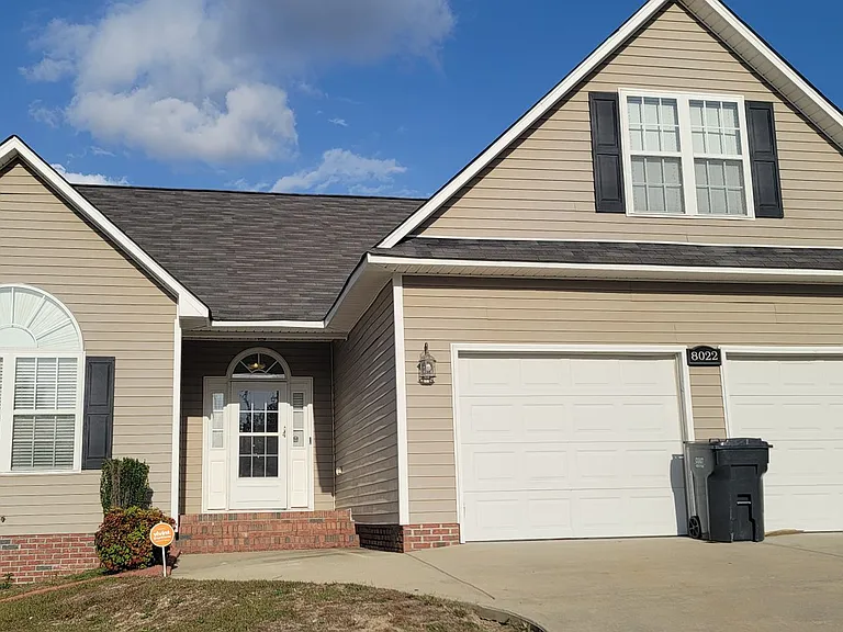 8022 Raymede Ct — Photo 1