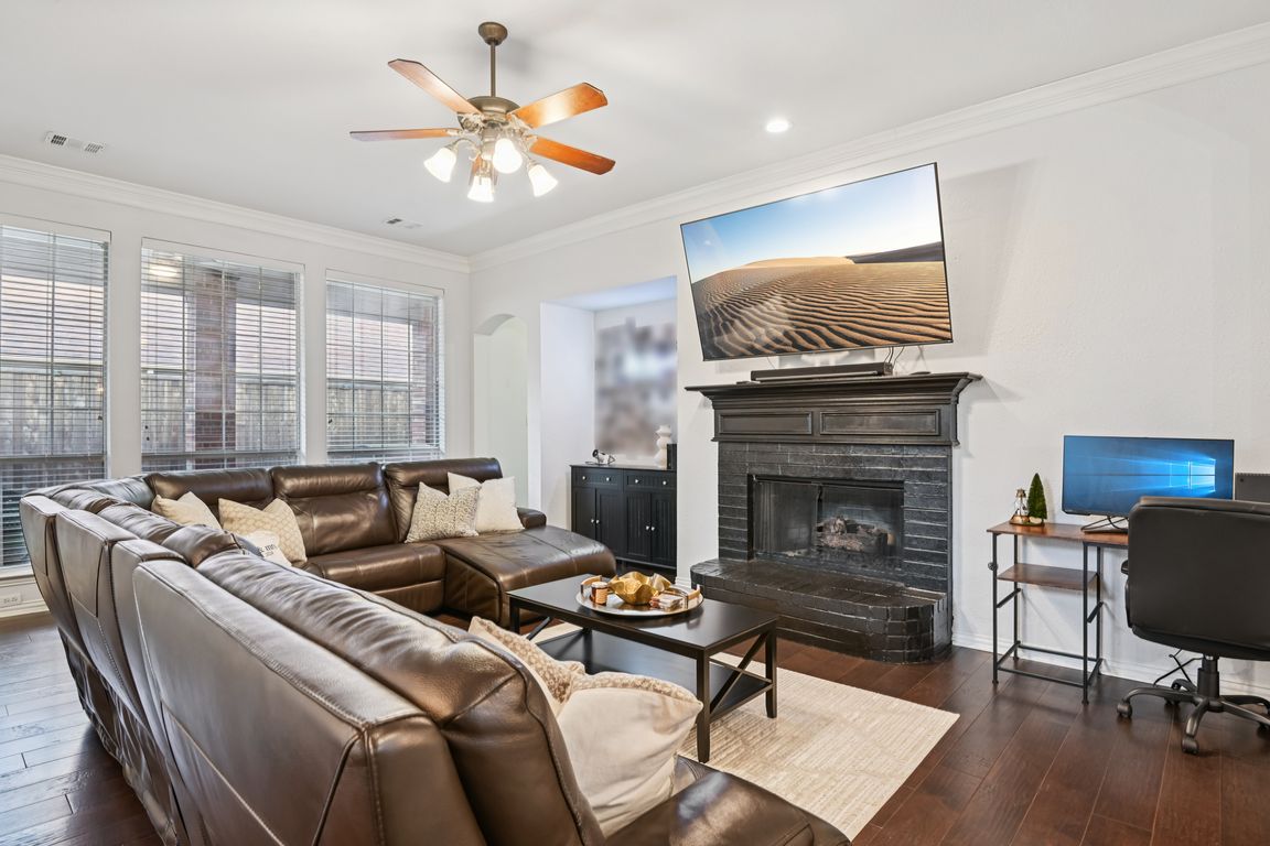 next background image