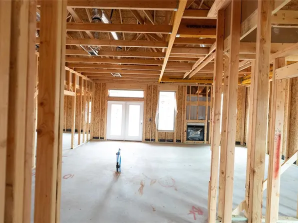 8301 Hazelwood Way, Edmond, OK 73034