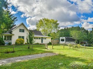 4 Fox Den Rd, Asheville, NC 28805