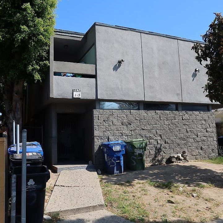 1st image of 8826 Orchard Ave
