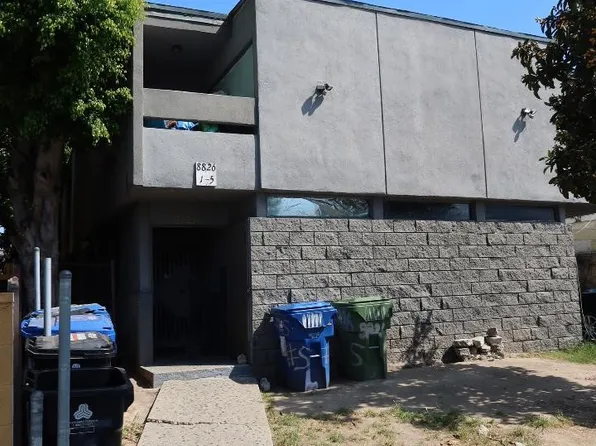 8826 Orchard Ave, Los Angeles, CA 90044