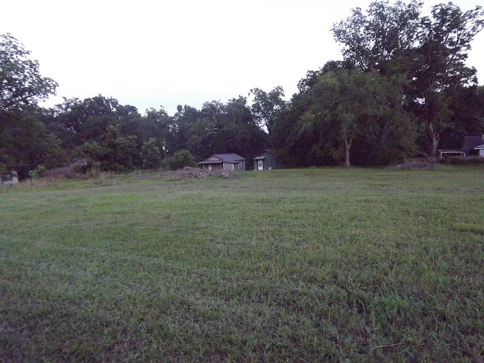 1st image of 503 Martin Luther King Dr