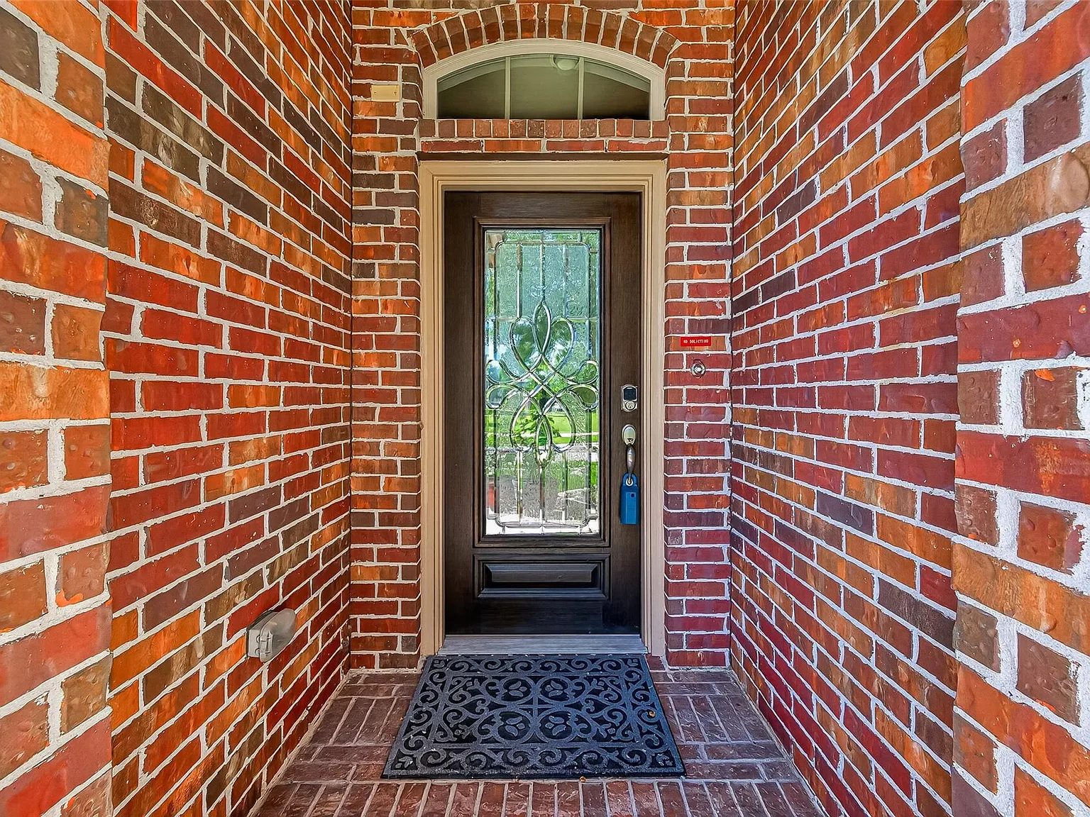 4 bed, 3.0 bath, 2721 sqft, $2,700 — Photo 4