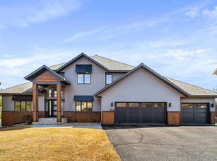 3710 N Ridge Rd, Duluth, MN 55804