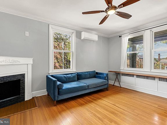 4th image of 65 Allison St NE