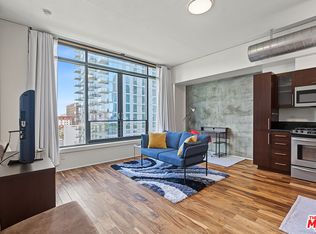 1111 S Grand Ave APT 817, Los Angeles, CA 90015