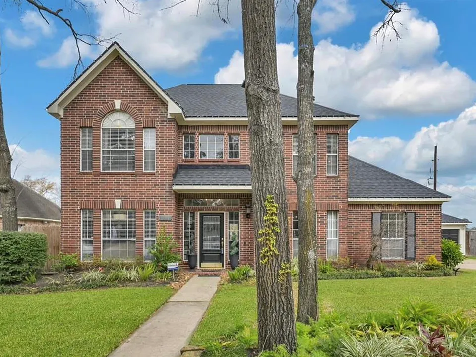 28251 Nancy Ln