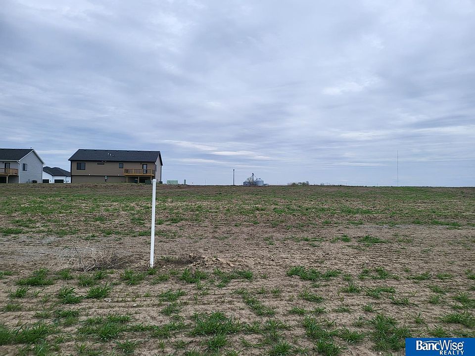 2nd image of 540 Railroad St