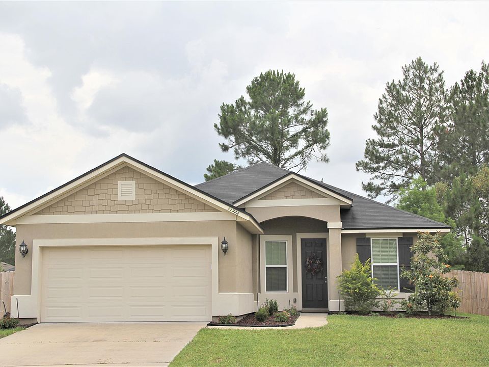 1st image of 11932 Carson Lake Dr W